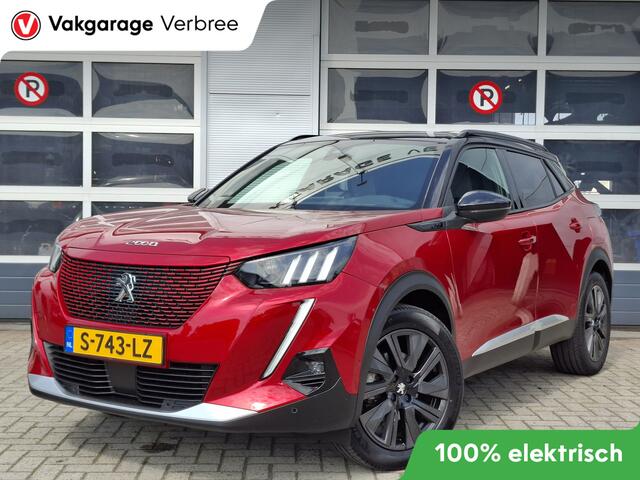 Peugeot e-2008 EV GT 50 kWh | Navigatie/Apple Carplay / Android Auto | LM Velgen 17" | SOH 93,8% | Voorstoelen Verwarmd | Cruise Control | Achteruitrijcamera |