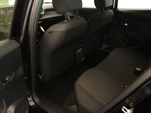 Peugeot e-2008 EV Active Pack 50 kWh - ORIGINEEL NEDERLANDSE AUTO - APPLE CARPLAY/ANDROID AUTO - CLIMATE CONTROL - CRUISE CONTROL - KEYLESS START - PARKEERSENSOREN ACHTER - VERKEERSBORDDETECTIE