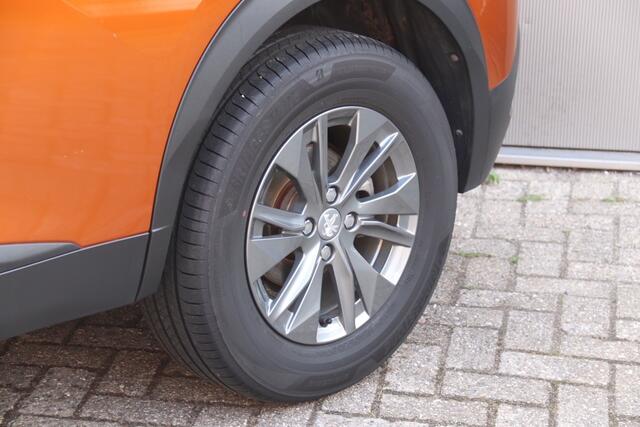 Peugeot e-2008 EV Active Pack 50 kWh, Camera, Cruise, Navi