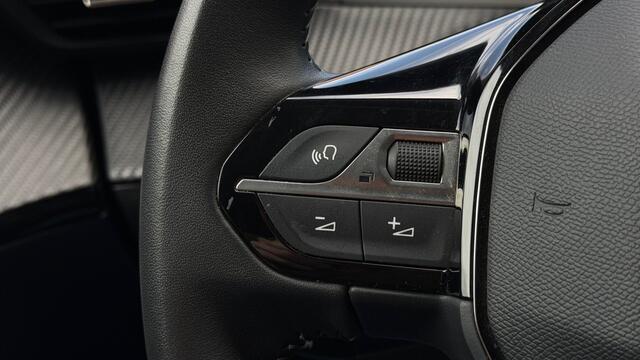 Peugeot e-2008 EV Active Pack 50 kWh, Camera, Cruise, Navi