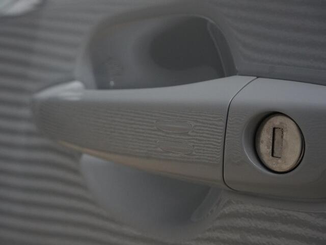 Peugeot e-2008 EV GT Avantage 54 kWh | TOT 8 JAAR GARANTIE | 360 camera