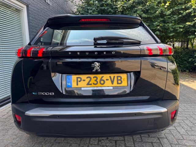 Peugeot e-2008 EV Active pack + Led + Nav + Lmv Car play - 94 dkm - 2022