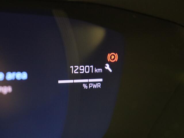 Peugeot e-2008 EV GT Avantage 54 kWh Camera + parkeersensoren | Adaptieve cruise controle | Apple Carplay + Android Auto!