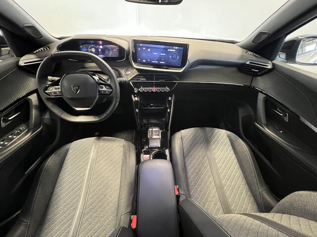 Peugeot e-2008 EV Allure Avantage 54 kWh | Android/Apple Carplay | LM Velgen 17" | PDC Voor en Achter | Cruise Control | Bluetooth | DAB | Airco |