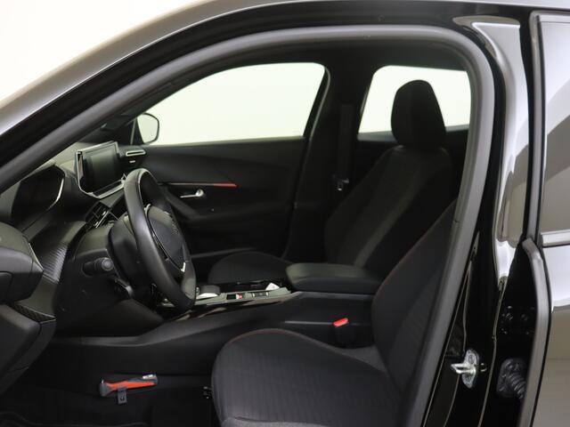 Peugeot e-2008 EV Active 50 kWh