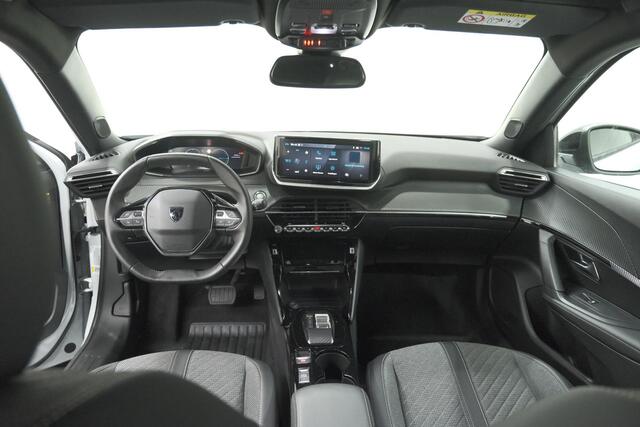 Peugeot e-2008 EV Allure Avantage 54 kWh | 11 KW Lader | Apple Carplay | Parkeersensoren