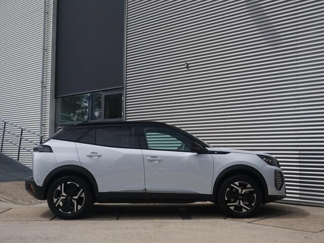 Peugeot e-2008 EV GT Avantage 54 kWh 360 camera