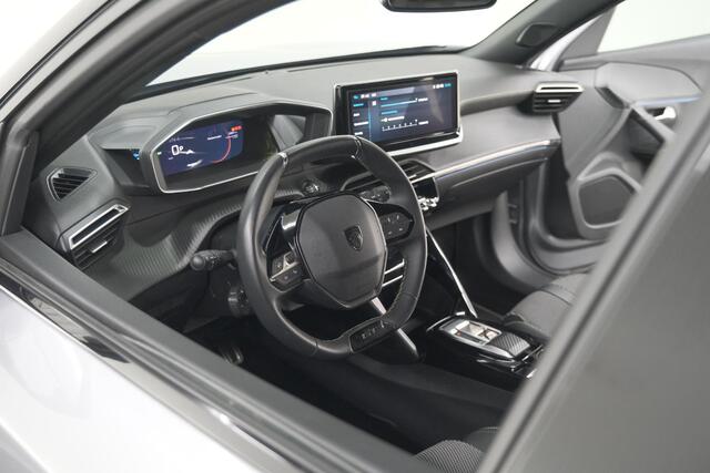 Peugeot e-2008 EV GT 50 kWh | 3 Fase | 360 Camera | Adaptieve Cruise Control | Dodehoekdetectie | SOH=100%
