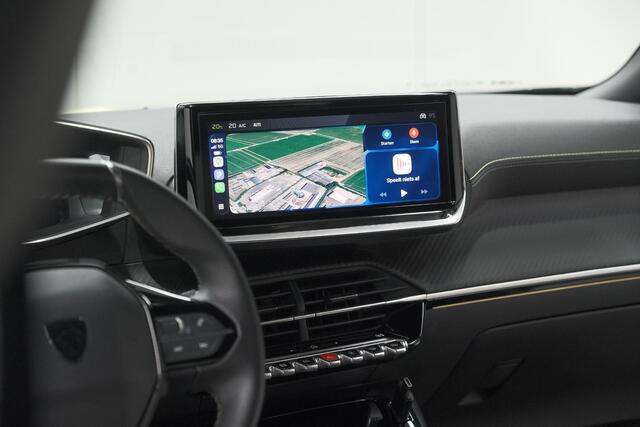 Peugeot e-2008 EV GT 50 kWh | 11 KW Laadfunctie | 360 Camera | Dodehoekdetectie | Apple Carplay | SOH=100%