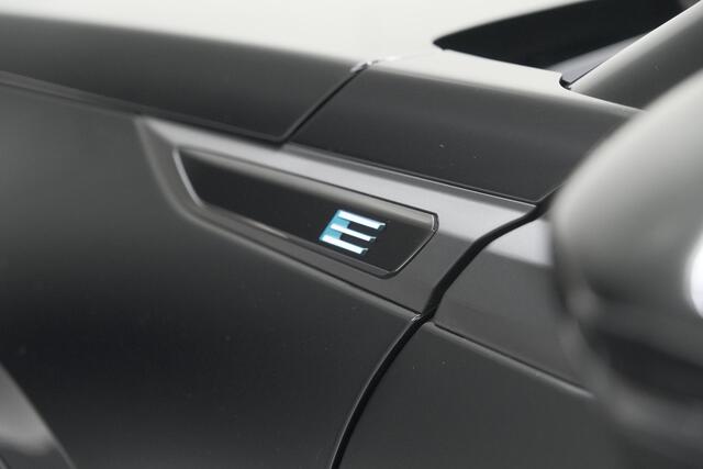 Peugeot e-2008 EV Allure 54 kWh | 11 KW Lader | Warmtepomp | Apple Carplay | Parkeersensoren