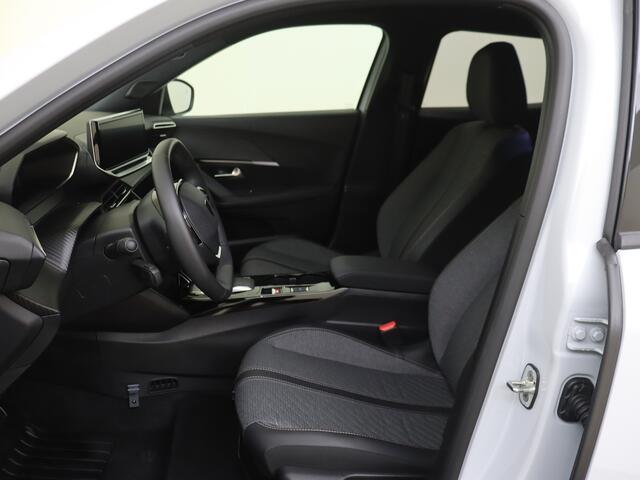 Peugeot e-2008 EV Allure Avantage 54 kWh | Adapt. Cruise | Camera | Carplay |