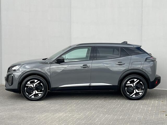Peugeot e-2008 EV Allure Avantage 54 kWh / Camera 360° / Accu SoH 97.31 % / CCS snel laden / Adaptieve CC / Navigatie / Apple Carplay Android / 17" LM wielen /