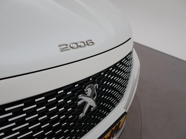 Peugeot e-2008 EV ALLURE 50 kWh + CAMERA | LED | PRIVACY | APPLE CARPLAY | ANDROID AUTO