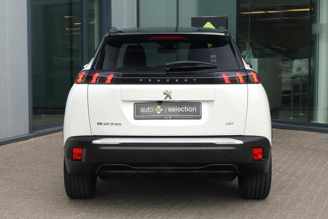 Peugeot e-2008 EV GT Pack 50 kWh / Carplay / Stoelverwarming / Keyless