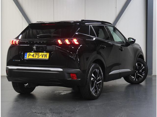 Peugeot e-2008 EV Allure 50 kWh 136PK | 1ste eigenaar | AppleCarPlay/AndroidAuto | Climate Control | Cruise Control | Keyless | FULL LED | Navigatie | LMV | Parkeersensoren | Privacy Glass | Isofix |