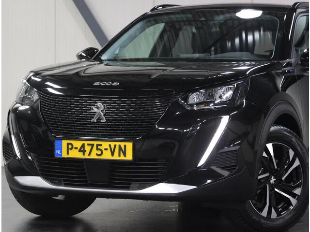 Peugeot e-2008 EV Allure 50 kWh 136PK | 1ste eigenaar | AppleCarPlay/AndroidAuto | Climate Control | Cruise Control | Keyless | FULL LED | Navigatie | LMV | Parkeersensoren | Privacy Glass | Isofix |