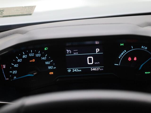 Peugeot e-2008 EV Active Pack 50 kWh | Carplay | Navigatie | Bluetooth | CruiseControl |