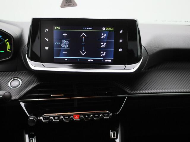 Peugeot e-2008 EV Active Pack 50 kWh | Carplay | Navigatie | Bluetooth | CruiseControl |
