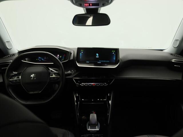 Peugeot e-2008 EV Allure Pack 50 kWh | Dealer onderhouden | Apple carplay | Camera |
