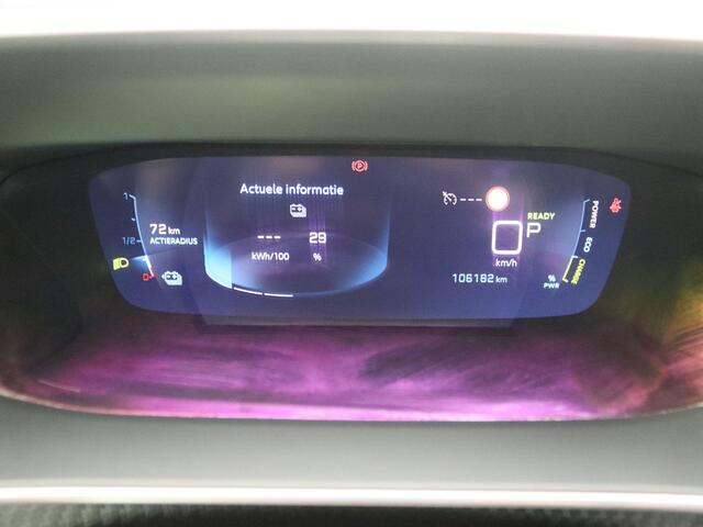 Peugeot e-2008 EV Allure Pack 50 kWh | Dealer onderhouden | Apple carplay | Camera |