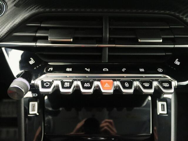 Peugeot e-2008 EV Allure Pack 50 kWh | Dealer onderhouden | Apple carplay | Camera |