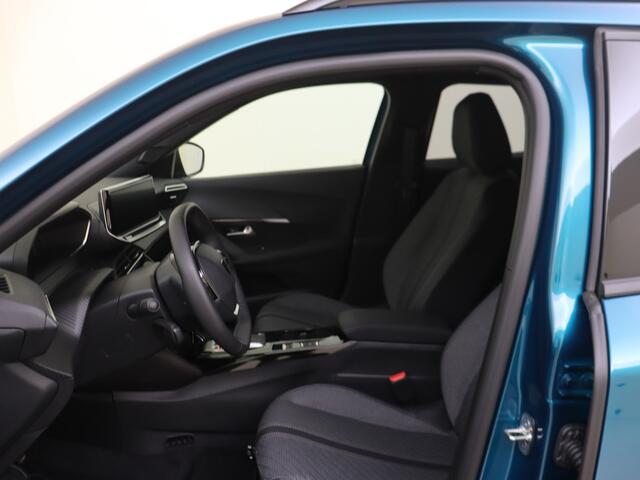 Peugeot e-2008 EV Allure Avantage 54 kWh