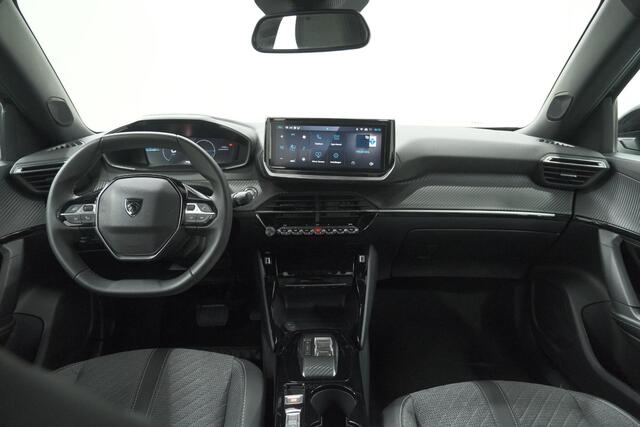 Peugeot e-2008 EV Allure 54 kWh | SOH 97,4% | 11 KW Lader | Apple Carplay | Parkeersensoren