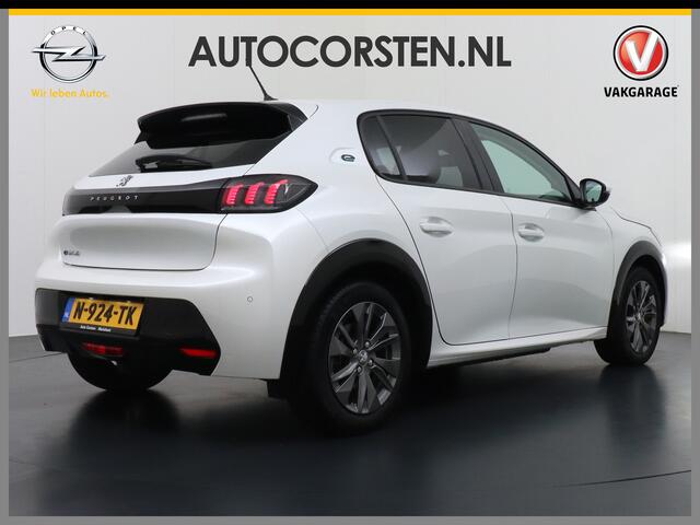 Peugeot e-208 EV Allure Pack 50kWh Apple Carplay Android Auto Camera Navi Stoelverwarming DAB+ Keyless Regen/Lichtsensor Lmv 16" Led Bluetooth Rijstrooksensor met correctie Verkeersbord detectie Fase 3 Laden 19 euro belasting per 3 maanden nieuwprijs ¤ 33.500 euro