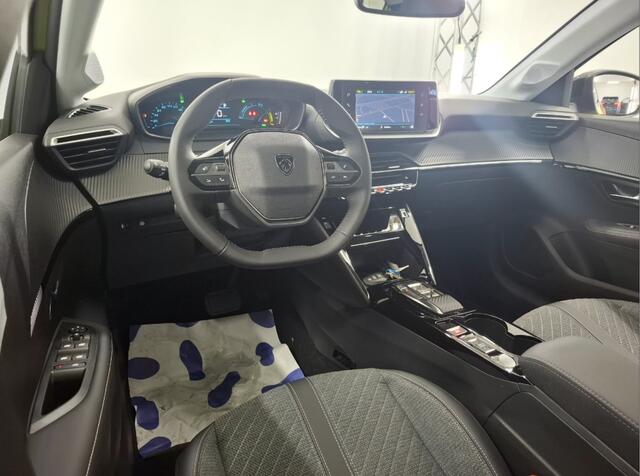Peugeot e-208 EV Style 50 kWh Navigatie / Carplay / 3 Fase