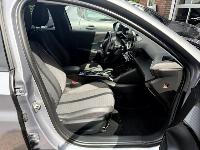 Peugeot e-208 EV Allure Pack 50 kWh 28339km, Camera, App Connect