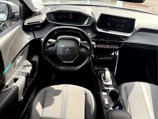 Peugeot e-208 EV Allure Pack 50 kWh 28339km, Camera, App Connect