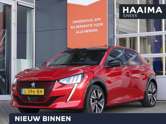 Peugeot e-208 EV GT Pack 50 kWh | 3 Fase | Stoelverwarming | Adaptive cruise control | Panoramadak | Keyless entry en start | Parkeersensoren voor en achter | Draadloze telefoonlader