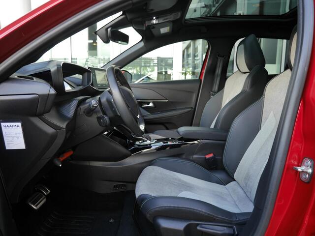 Peugeot e-208 EV GT Pack 50 kWh | 3 Fase | Stoelverwarming | Adaptive cruise control | Panoramadak | Keyless entry en start | Parkeersensoren voor en achter | Draadloze telefoonlader