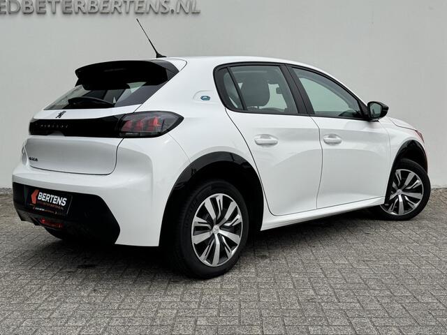 Peugeot e-208 EV Active 50 kWh | 3 fase | Apple Carplay | Meer foto's volgen | Prijs is rijklaar