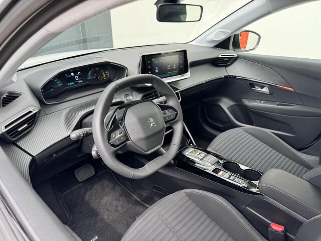 Peugeot e-208 EV Active 50 kWh | 3 fase | Apple Carplay | Meer foto's volgen | Prijs is rijklaar
