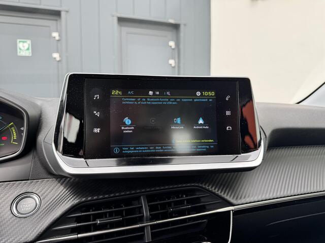 Peugeot e-208 EV Active 50 kWh | 3 fase | Apple Carplay | Meer foto's volgen | Prijs is rijklaar