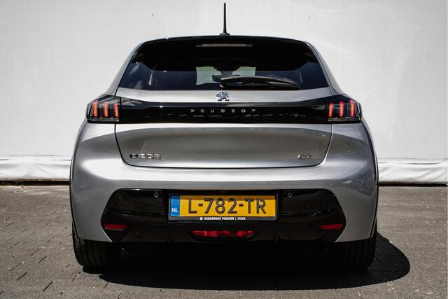 Peugeot e-208 EV GT 350 50 kWh Carplay/ 3-fase/ Half leer/ Sportstoelen/ Navigatie/ Camera/ Dab