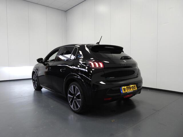 Peugeot e-208 EV GT 350 50 kWh NAVI/PANODAK/CAMERA/LED/17"LMV!