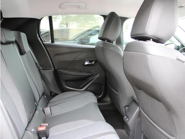 Peugeot e-208 EV Allure 50 kWh | Navi / Climate / Cruise