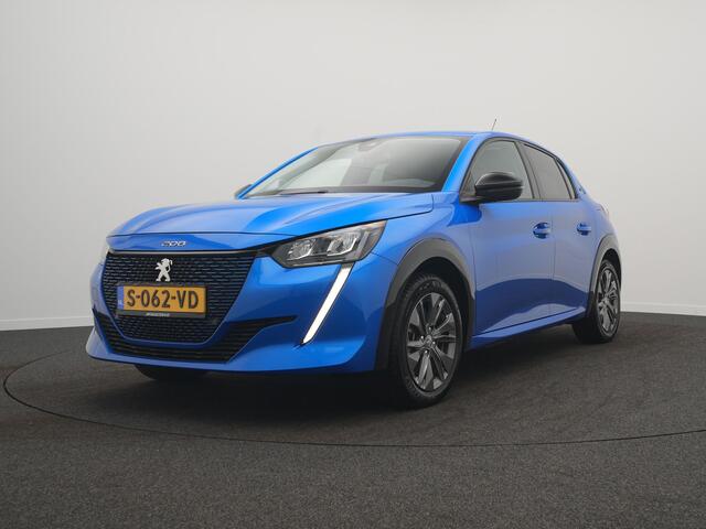 Peugeot e-208 EV Allure Pack 50 kWh - RIJKLAARPRIJS - All seasonbanden - Achteruitrijcamera