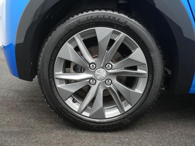Peugeot e-208 EV Allure Pack 50 kWh - RIJKLAARPRIJS - All seasonbanden - Achteruitrijcamera