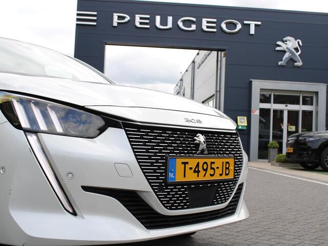 Peugeot e-208 EV GT Pack 50 kWh 136PK Navigatie, Achteruitrijcamera, Panoramadak, Stoelverwarming, Adaptieve Cruise Control