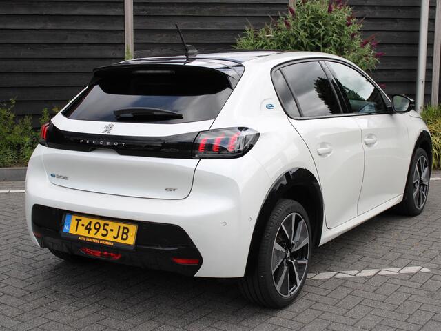 Peugeot e-208 EV GT Pack 50 kWh 136PK Navigatie, Achteruitrijcamera, Panoramadak, Stoelverwarming, Adaptieve Cruise Control