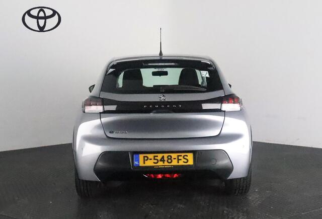 Peugeot e-208 EV ALLURE PACK 50 KWh ACCU= 93% +SNELLADEN 3 FASE LADEN TOT 2 JAAR GARANTIE ! Als nieuw!
