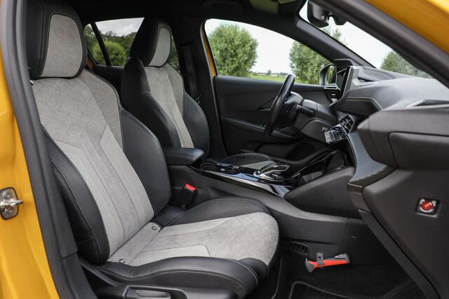 Peugeot e-208 EV GT 350 50 kWh 3 Fase ? LED ? ACC ? Leder