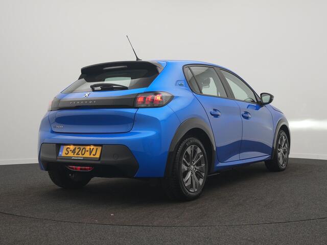 Peugeot e-208 EV Active Pack 50 kWh - RIJKLAARPRIJS - All Seasonbanden