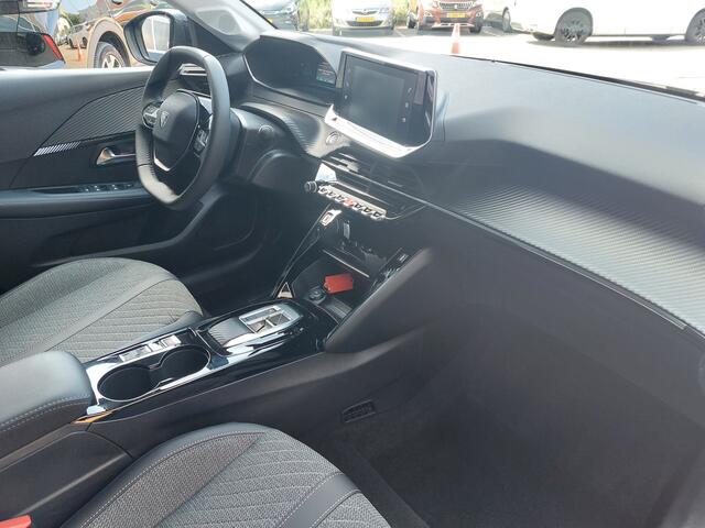 Peugeot e-208 EV Style 50 kWh Wordt Verwacht !! | Navigatie | Apple Carplay en Android Auto | Stoelverwarming |