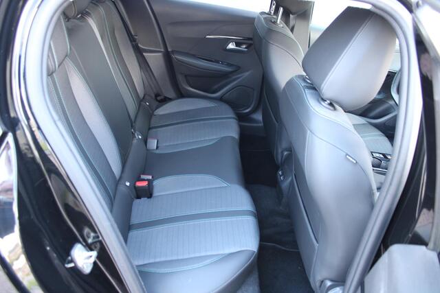 Peugeot e-208 EV Allure Pack 50 kWh Automaat Airco Carplay 1e eigenaar 26.155km Dealer onderhouden