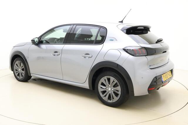 Peugeot e-208 EV Allure Pack 50 kWh 136pk | Climate Control | Cruise Control | Navigatie via Apple Carplay Android Auto | Lichtmetalen Velgen | Stoelverwarming