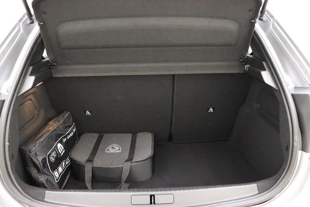 Peugeot e-208 EV Allure Pack 50 kWh 136pk | Climate Control | Cruise Control | Navigatie via Apple Carplay Android Auto | Lichtmetalen Velgen | Stoelverwarming